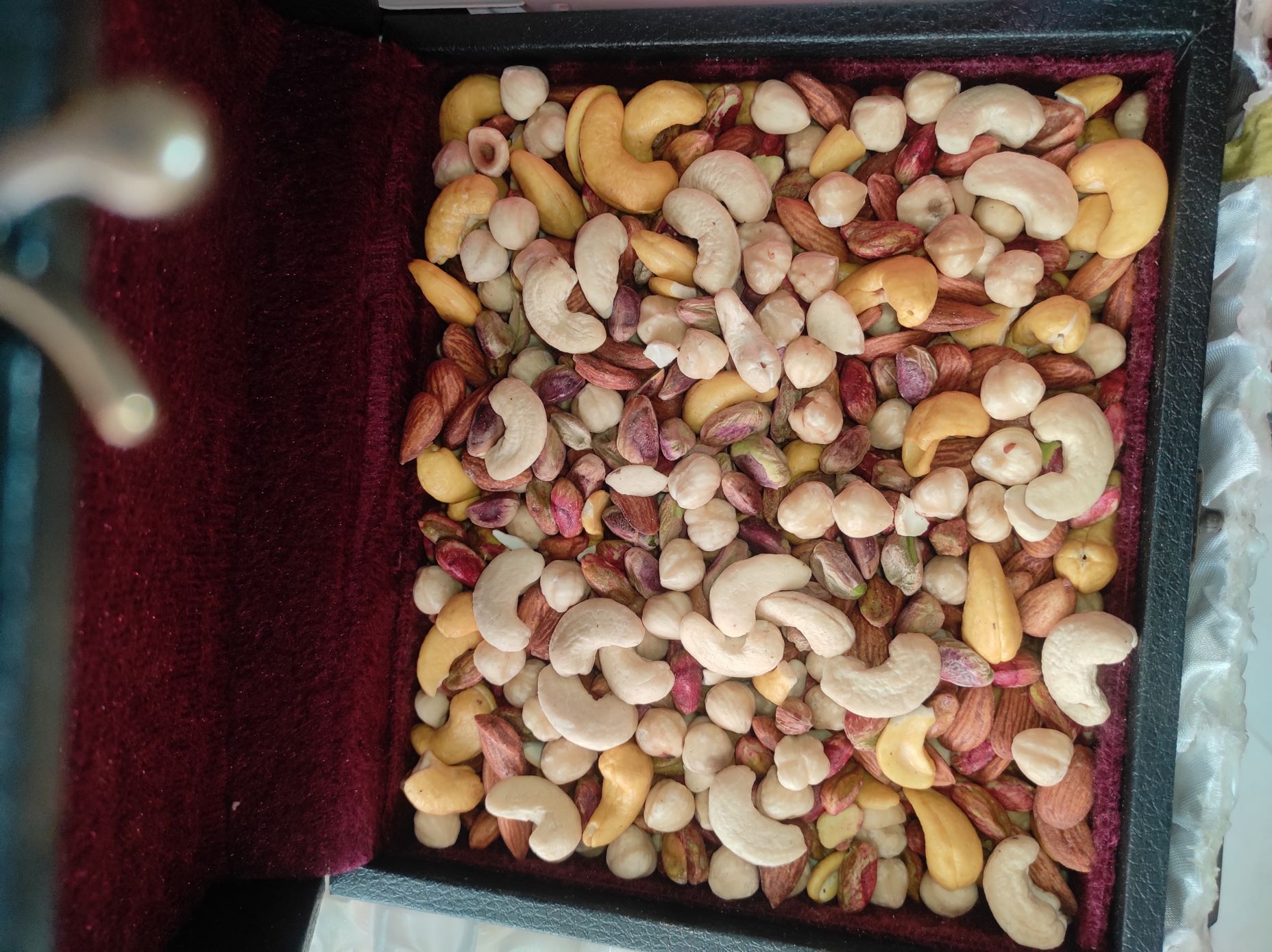 فروش شیرینی خانگی آجیل و میوه خشک